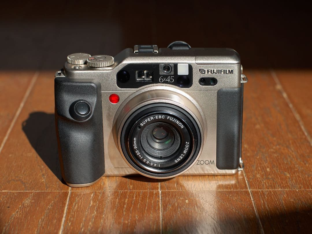 FUJIFILM GA645Zi Professional 中判フィルムカメラ