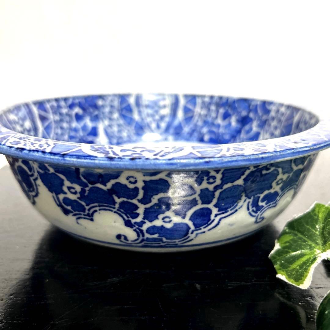 骨董品　古伊万里　転写　印判　煮物鉢　菊紋　椿紋　鳥紋　有田焼　アンティーク