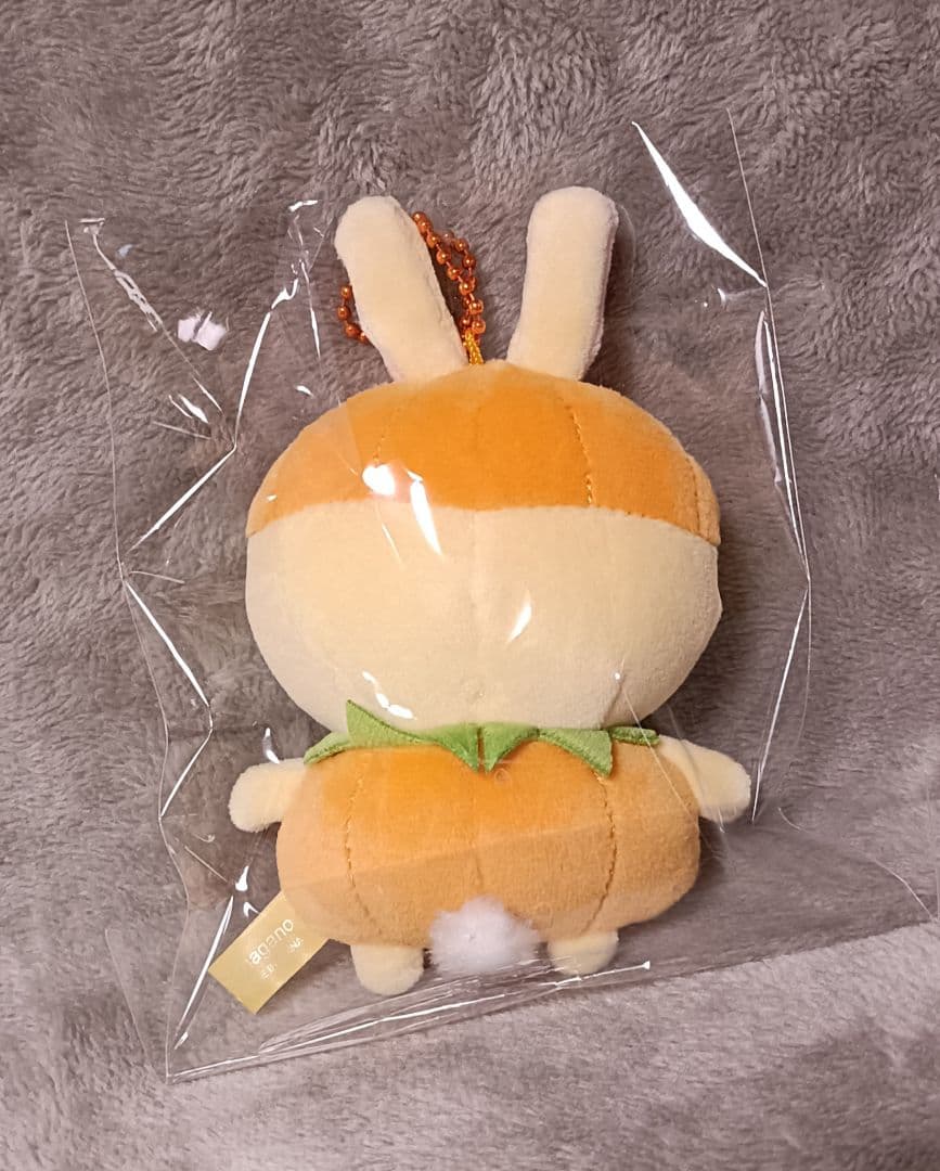 ちいかわ　うさぎ　仮装…ってこと！？なぷちミニマスコット　ハチワレ　仮装