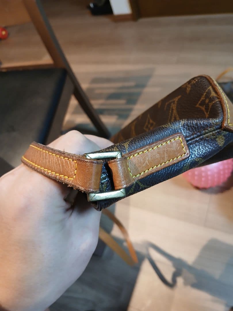 Louis Vuitton ショルダーバッグ ブラウン トロター