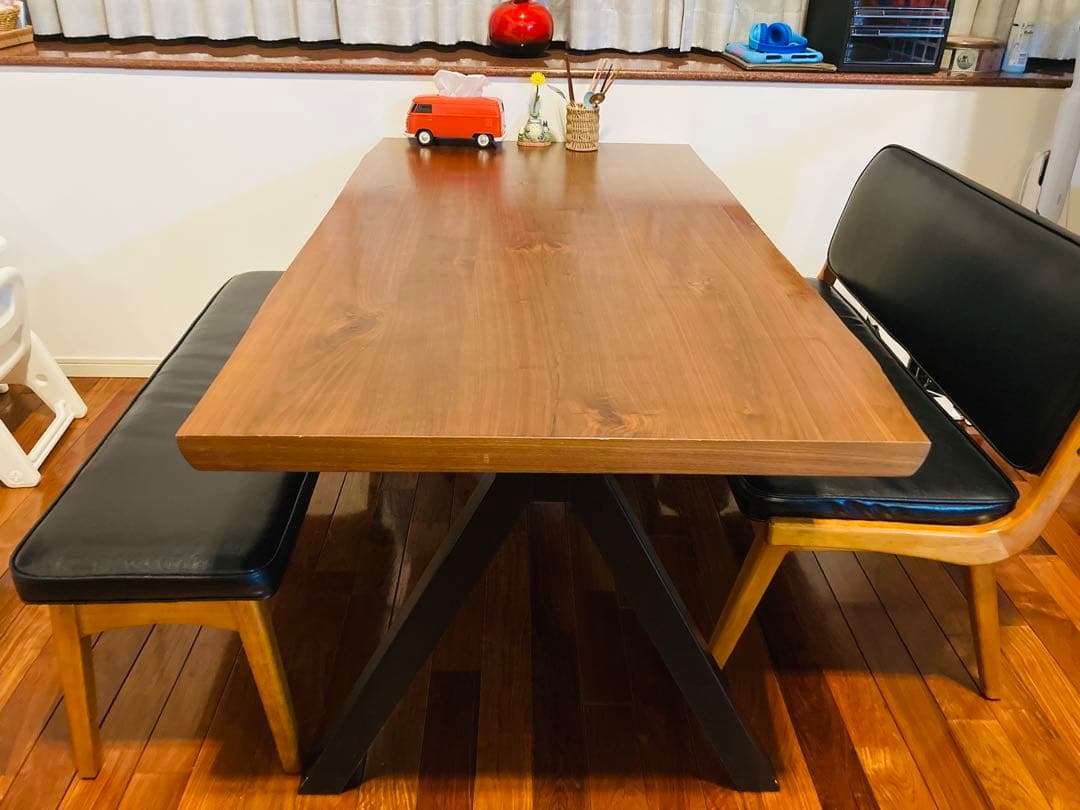 長方形ダイニングテーブル　美品です