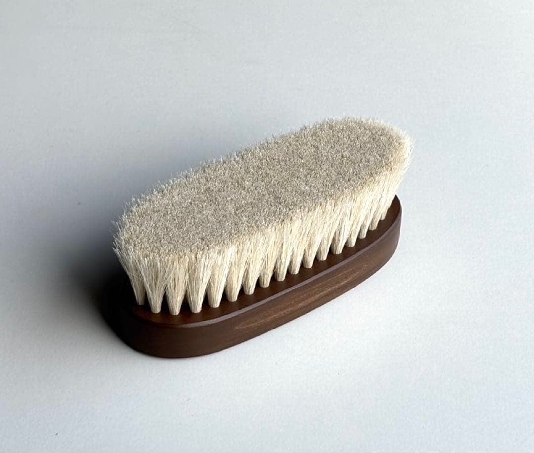 Special brush 白たてがみ【むぎ】