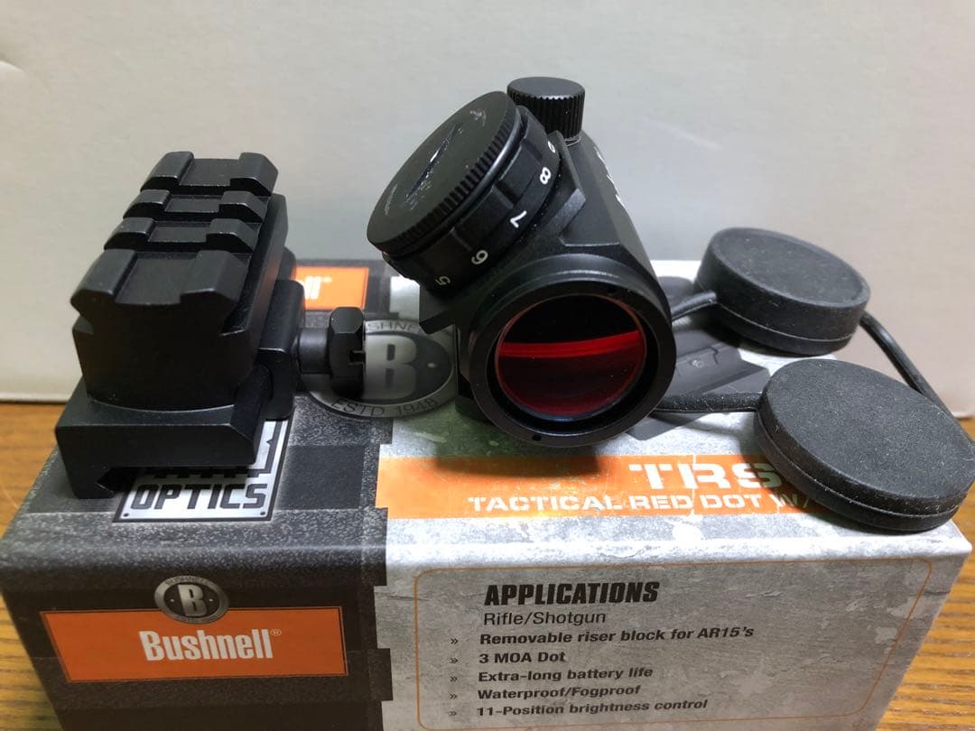 実物ブッシュネルTRS-25 TACTICAL RED DOT W/RISER