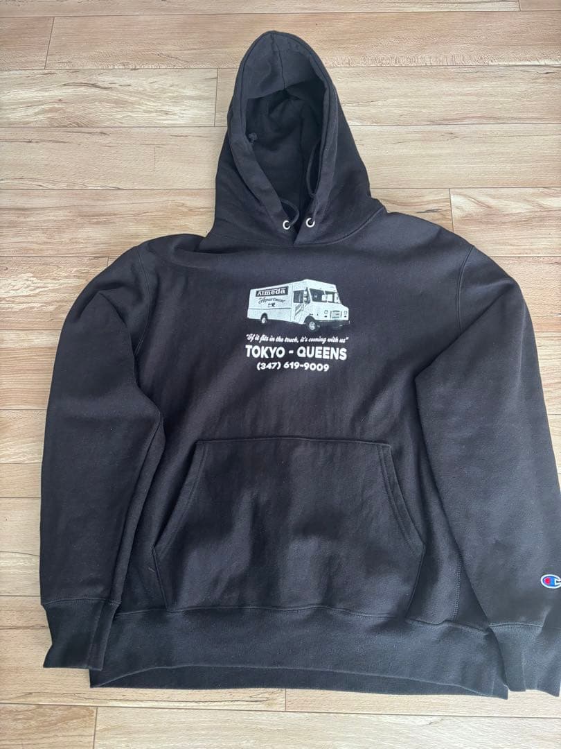 The Almeda Club×The Apartment パーカー