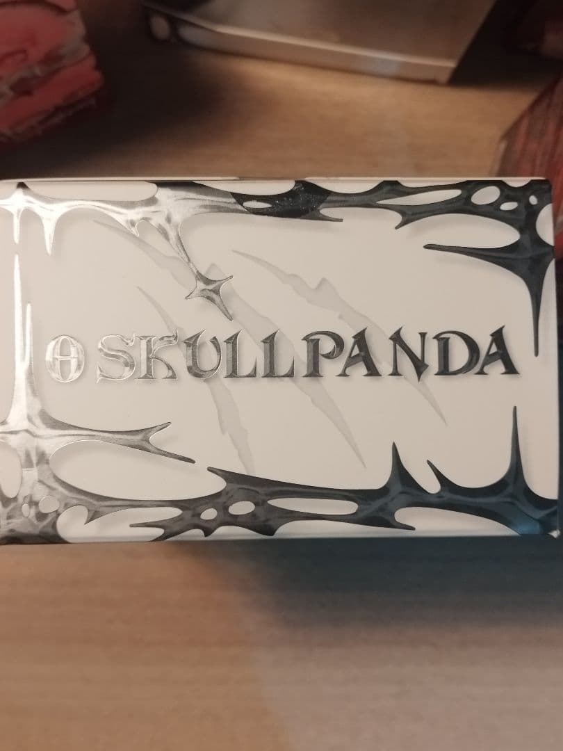 新品未開封　SKULLPANDA × XG ぬいぐるみペンダント 日本限定