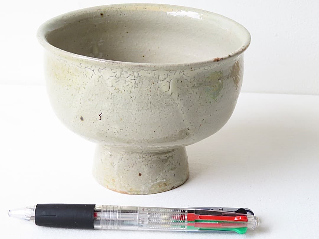 【週末限定です】高仲健一 作　『粉引祭器』木箱付　李朝　茶碗