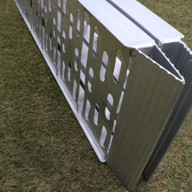 「じ＊」アルミ　折畳ラダー 　1本