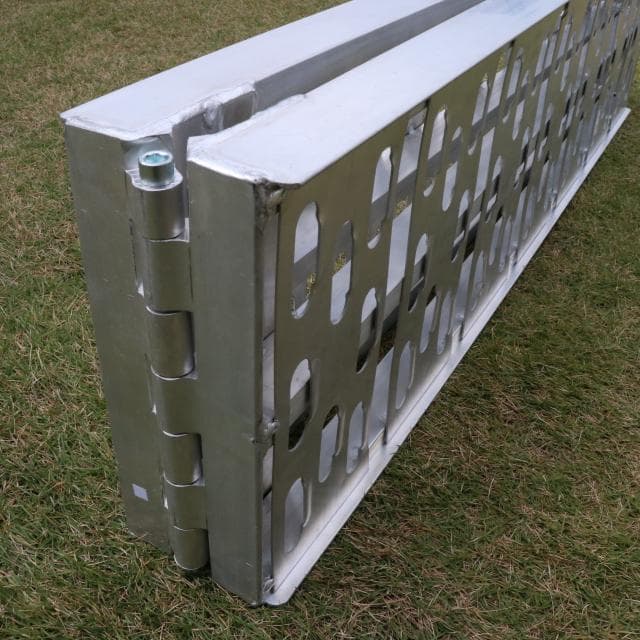 「じ＊」アルミ　折畳ラダー 　1本