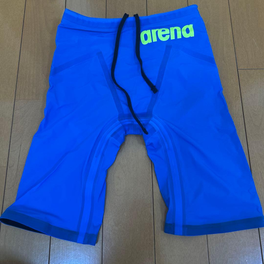 ARENA URTIMATE AQUAFORCE X MF SSサイズ