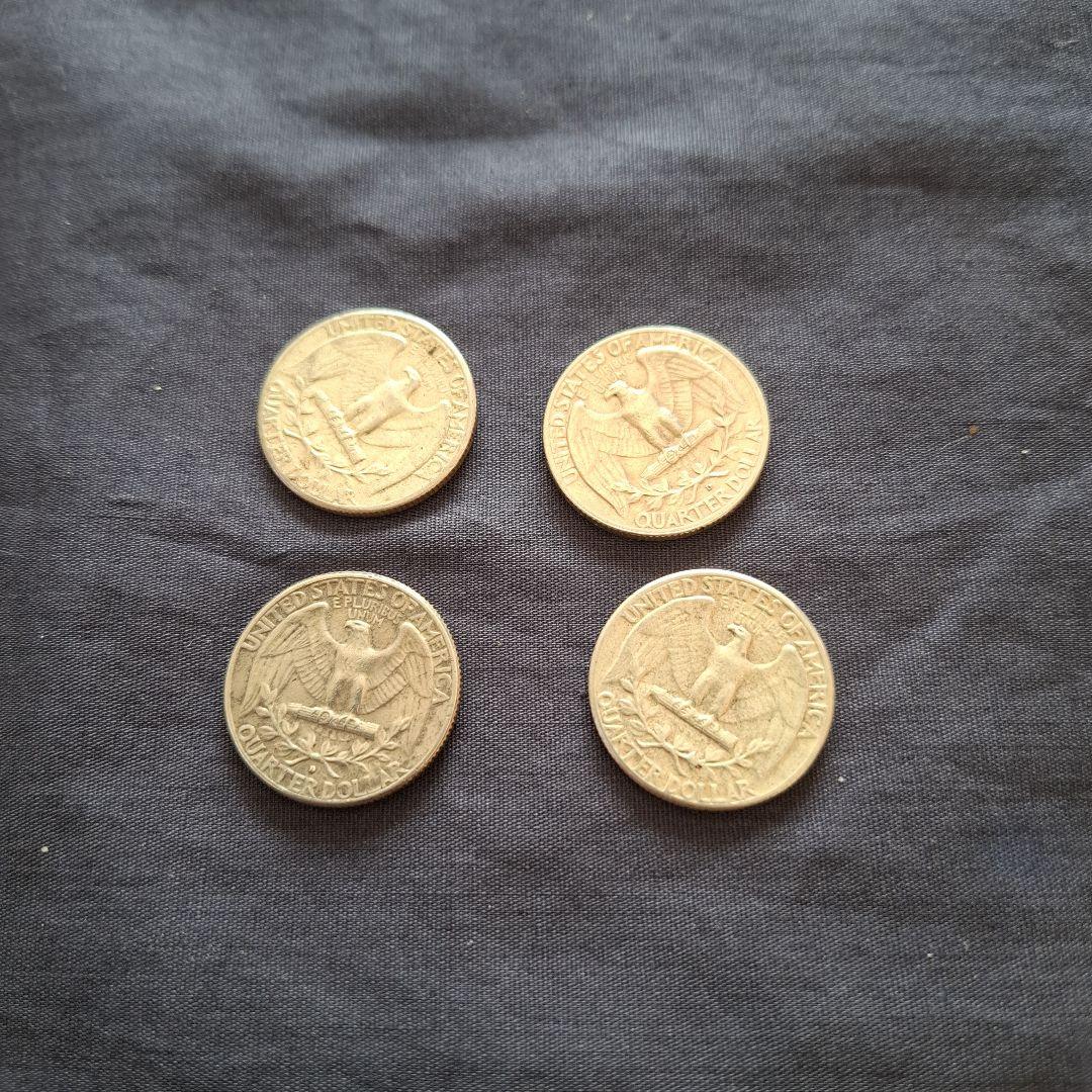 アメリカ、銀貨、1964年発行の25セント銀貨(銀90％)4枚