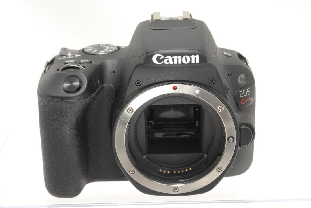 ☘️美品✨軽量✨コンパクト✨楽々スマホ転送☘️Canon kiss X9