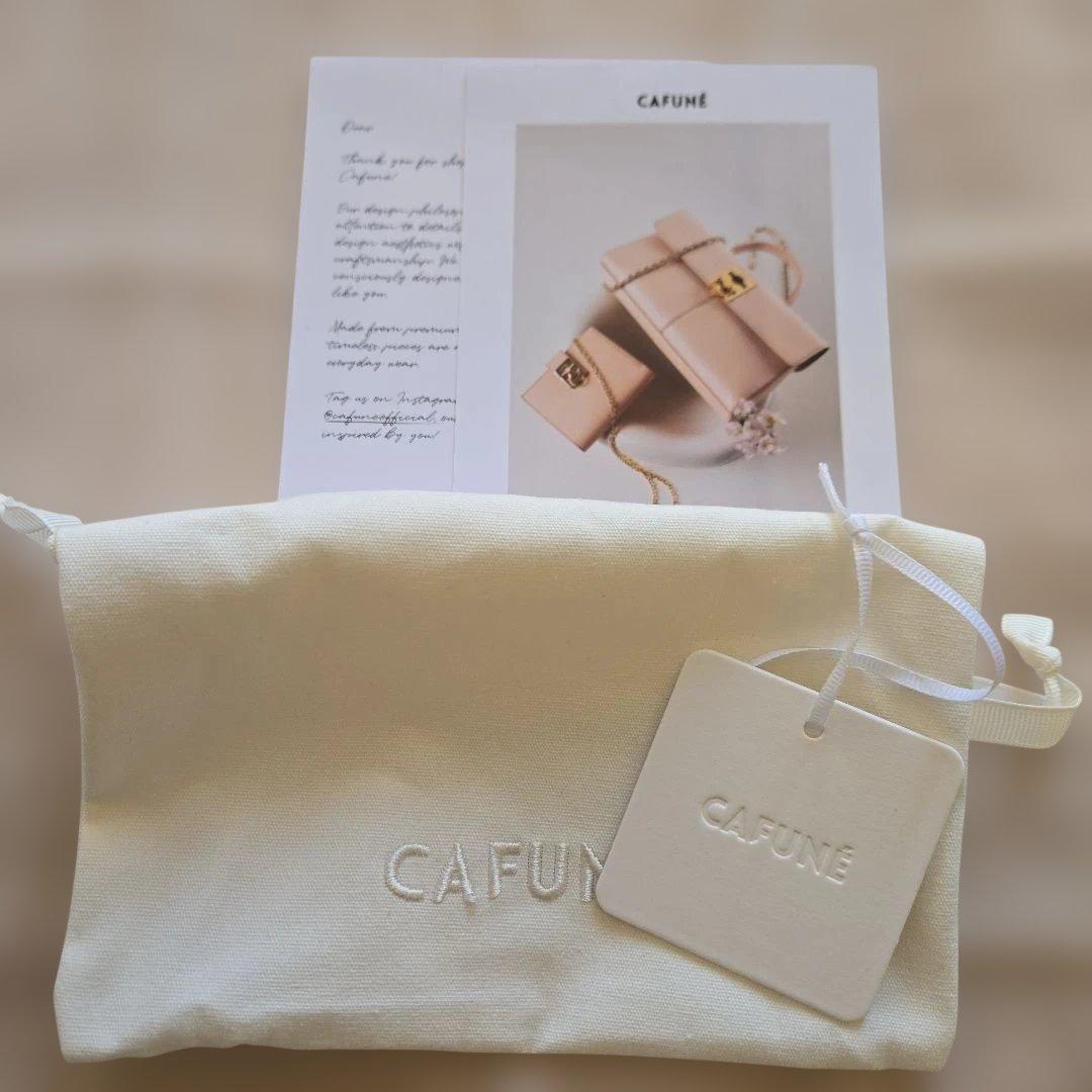 未使用　cafune カフネ 財布 スタンスフラップウォレット