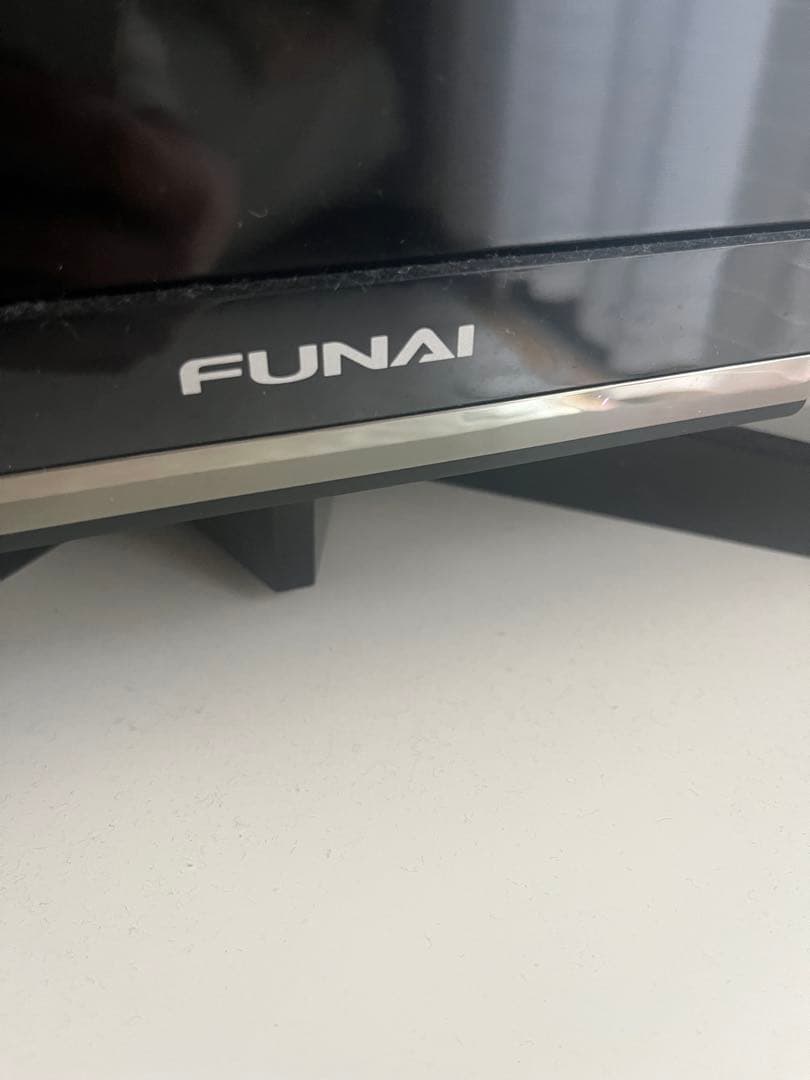 FUNAI 32インチ ハイビジョン液晶テレビ　リモコン付き