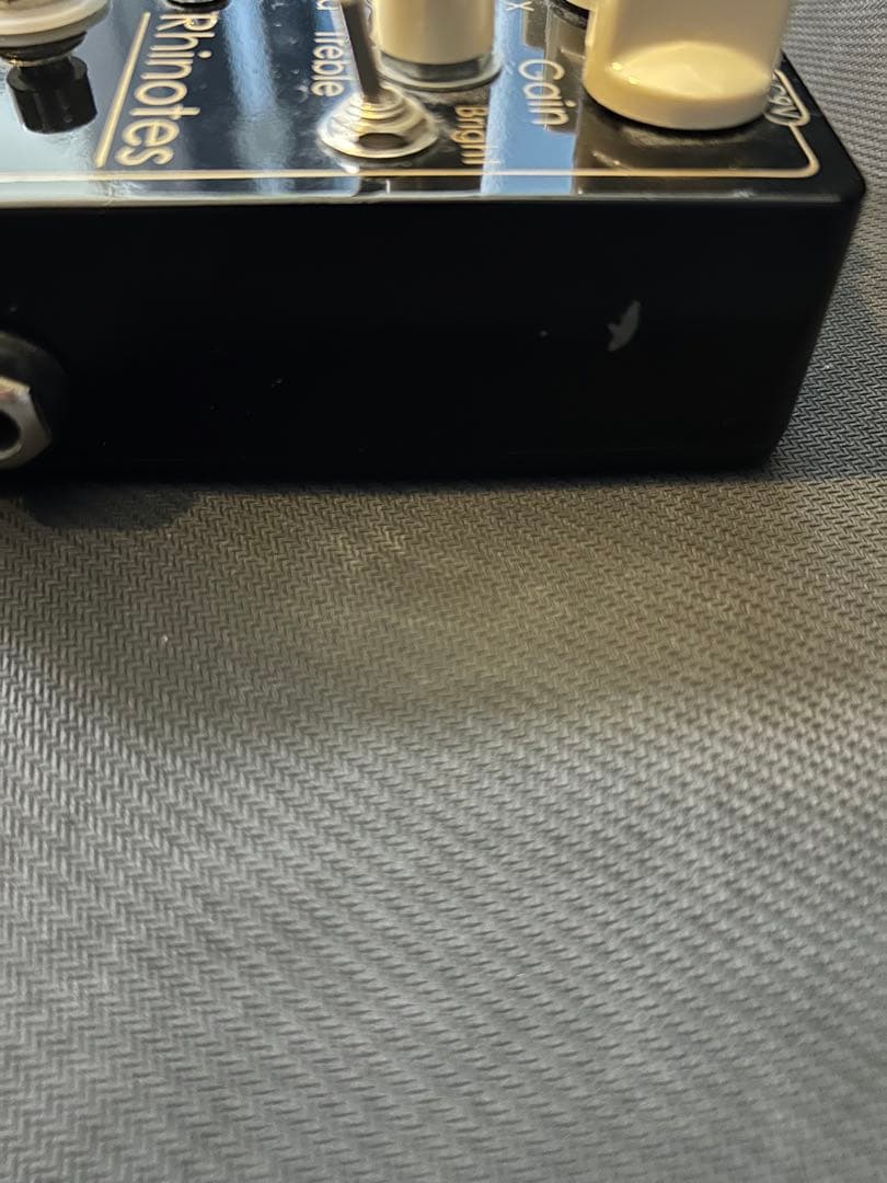 ギター Vivi Rhinotes