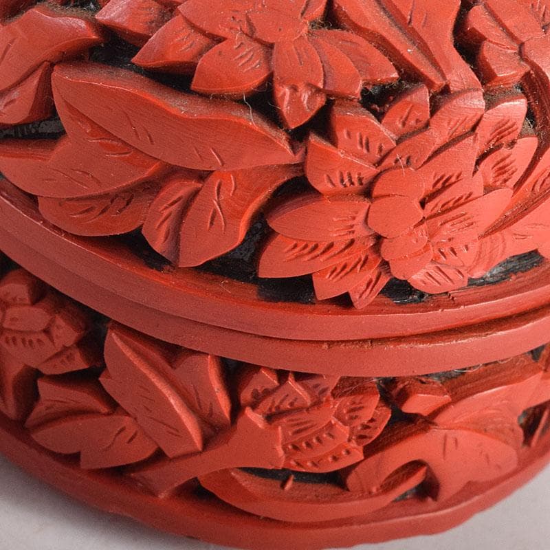 中国　剔紅　堆朱　内七宝　花文　蓋物　V　7937