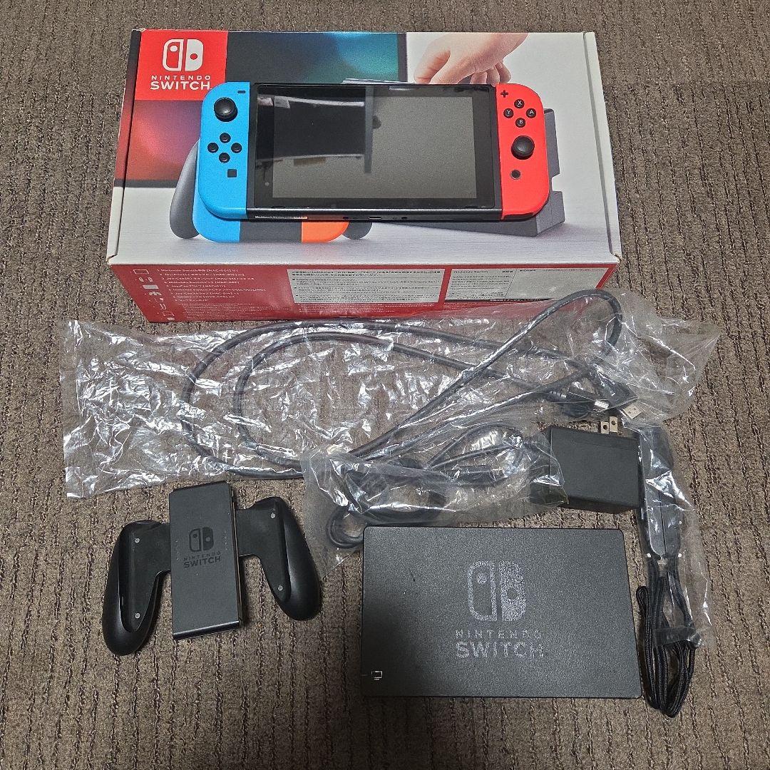 Nintendo Switch 本体 赤/青 Joy-Con 付属品全てあり