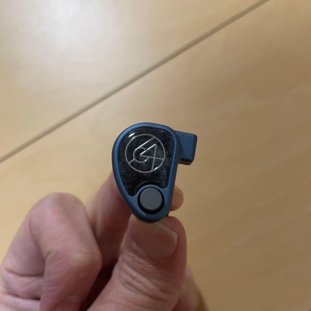 イヤホン 64Audio U4s