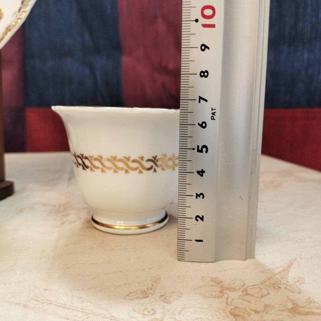 英国アンティーク　ティーカップ