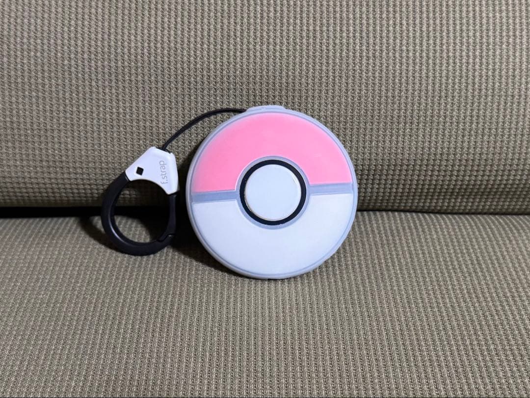 Pokémon GO Plus+（シリコンケース、カラビナ付き）