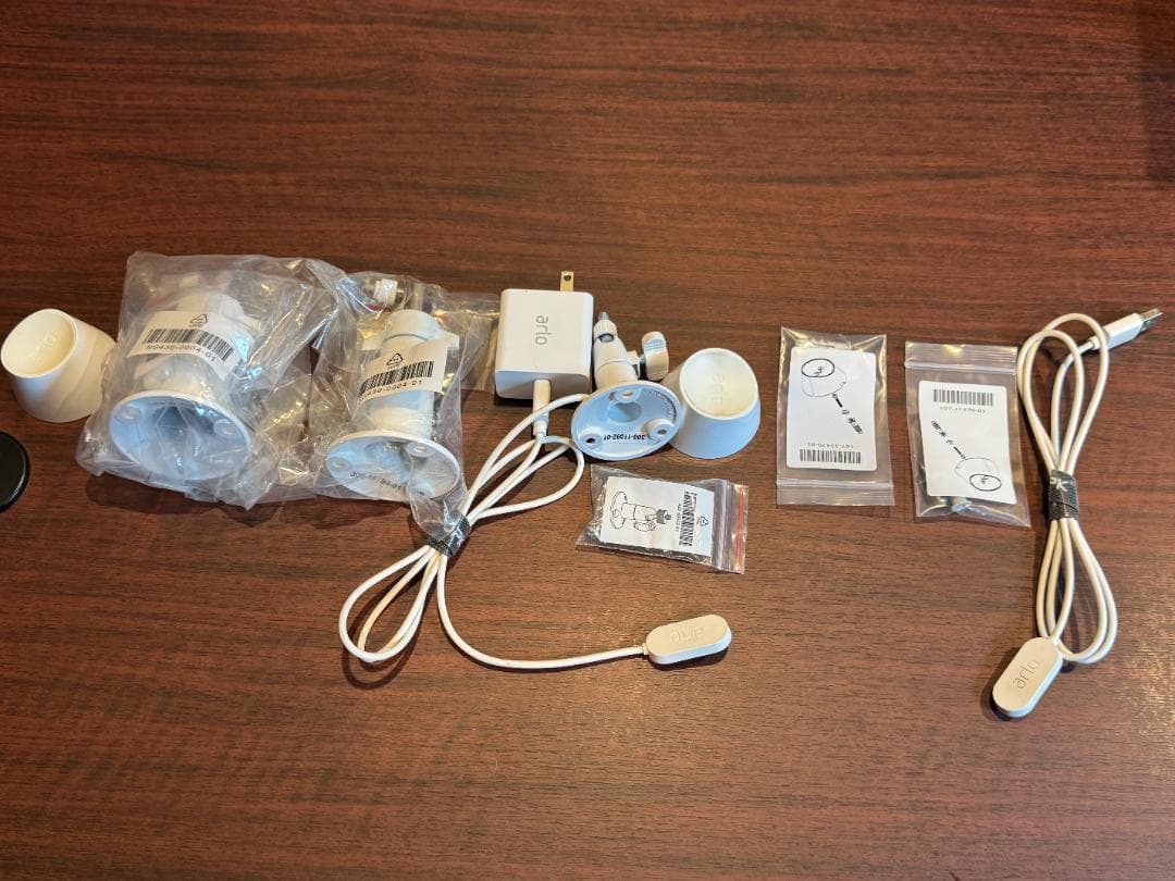 Arlo 4K Ultra 4台セット+多数おまけ付