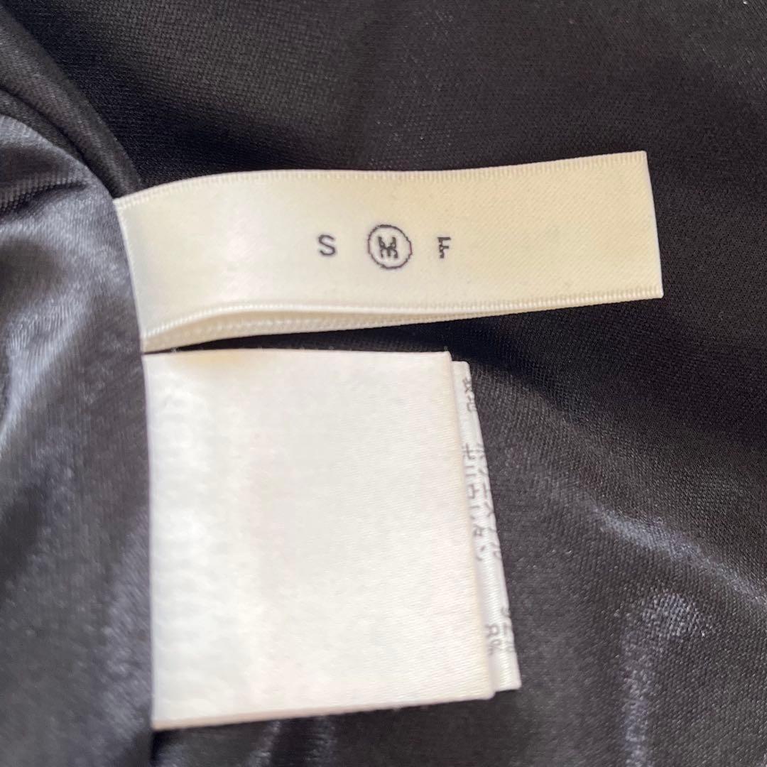 AMERIチュールスリーブタイトドレス