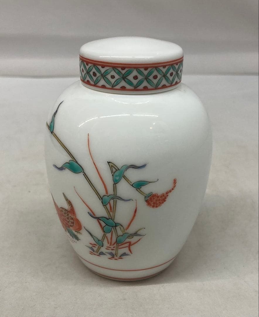 B442s「錦 粟鶉文茶壷」十三代酒井田柿右衛門作　共箱　重要無形文化財　煎茶