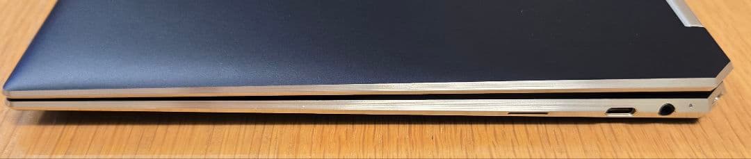 2 in 1 ノートPC HP Spectre x360 14-ea0048TU