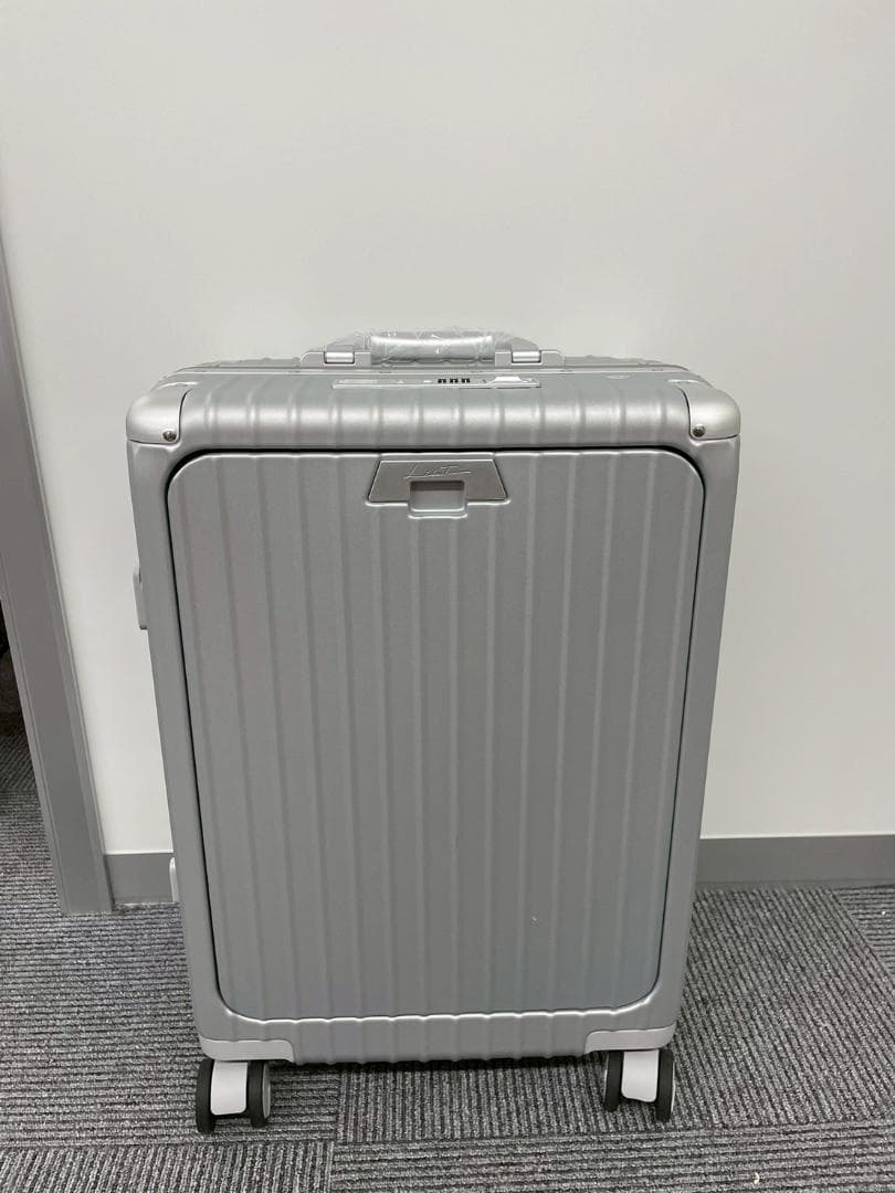 リベティ多機能キャリーケース【マットシルバーSサイズ】41