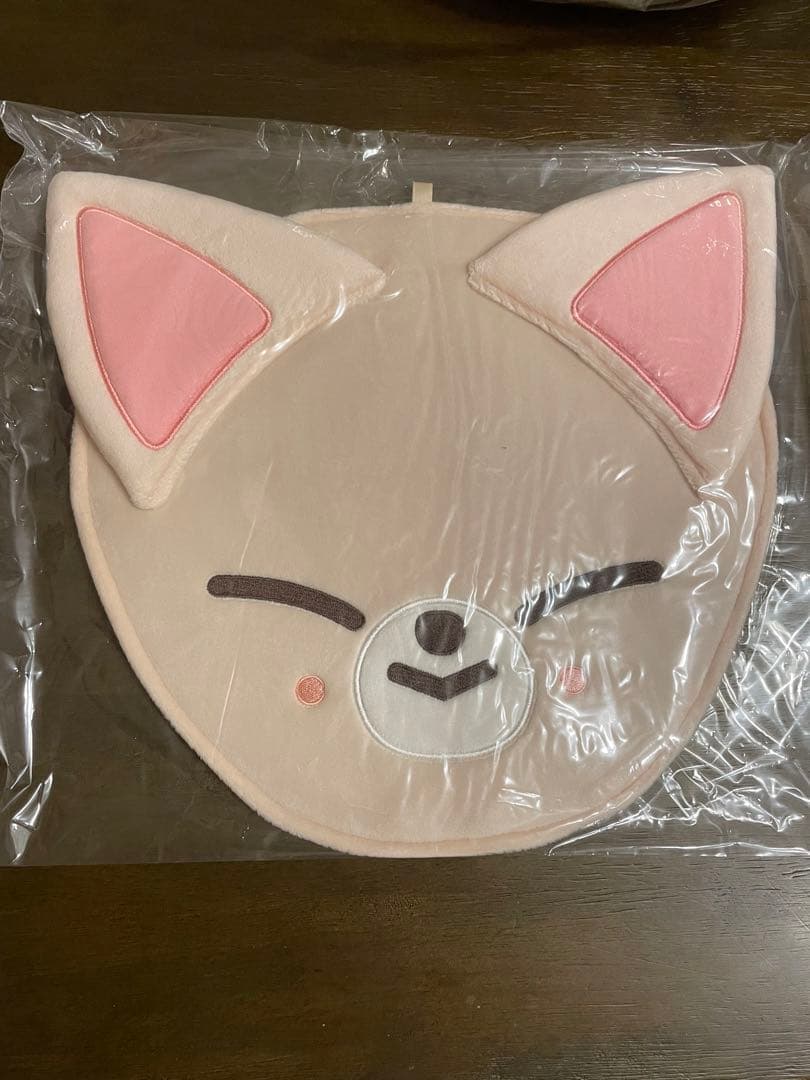 SKZOO Foxl. Ny　クッション　うちわケース　ぬいぐるみ　アイエン