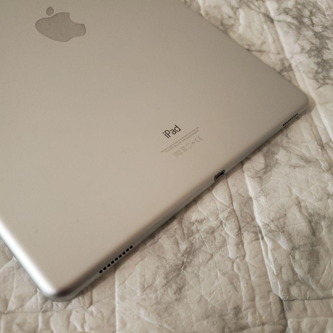 175 iPad pro 12.9 1世代 128GB Wi-Fi シルバー