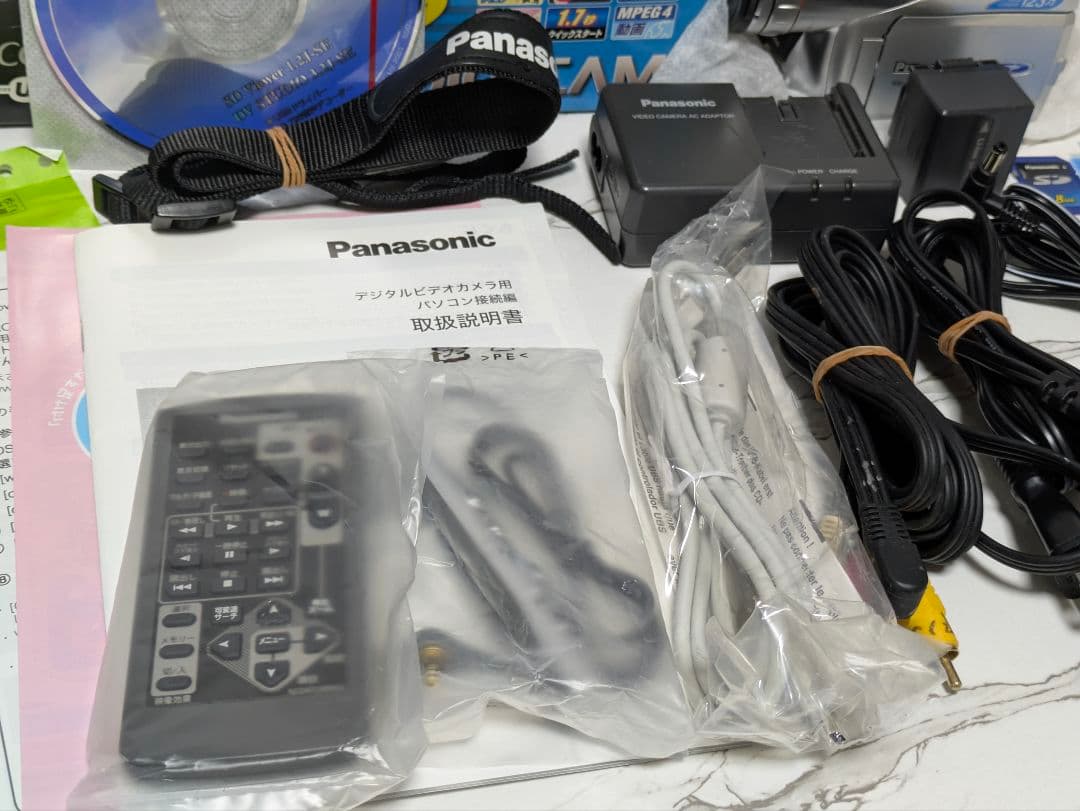 ② Panasonic　NV-GS70　MiniDV対応　豪華セット