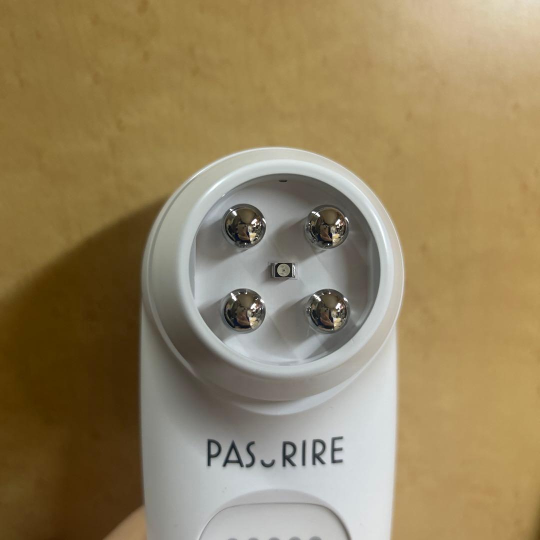 PAS RIRE 美顔器 4つの電極付き