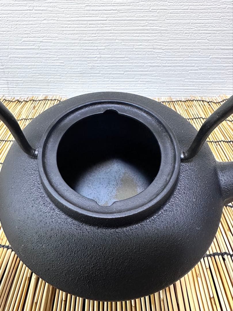 美品、供箱、取説付　三条特殊鋳工所造UNILLOY 鉄瓶１リットル　南部鉄瓶