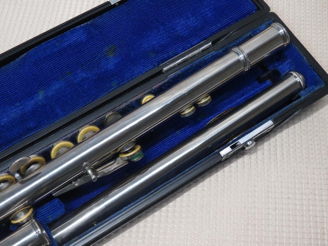 メンテナンス済　フルート　フルート　Nikkan　YFL-23　Eメカ付き