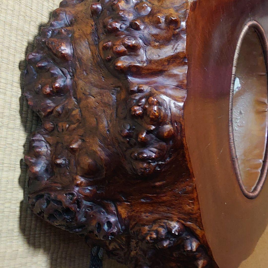 銀杏の木の、切りかぶを使った火鉢。