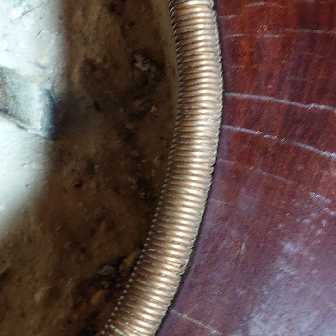 銀杏の木の、切りかぶを使った火鉢。