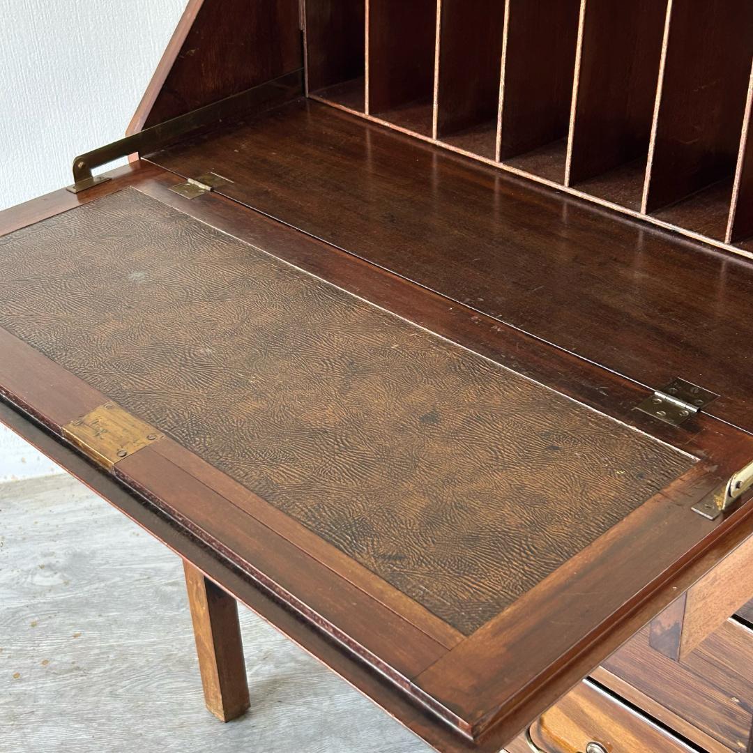 イギリス アンティーク 家具 ライティング ビューロー 英国 チェスト 539A