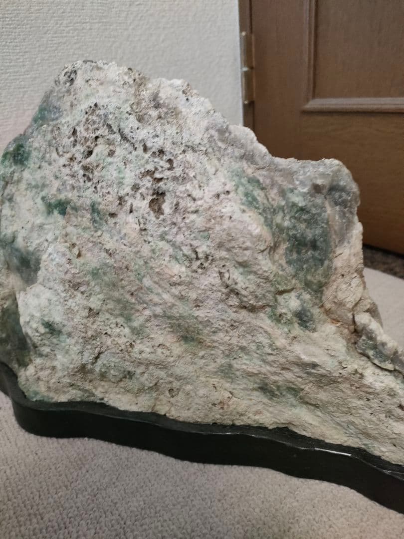 愛石家放出！日高翡翠【極上名品】台座付 自然石 銘石 天然鑑賞石 水石 国産鉱物