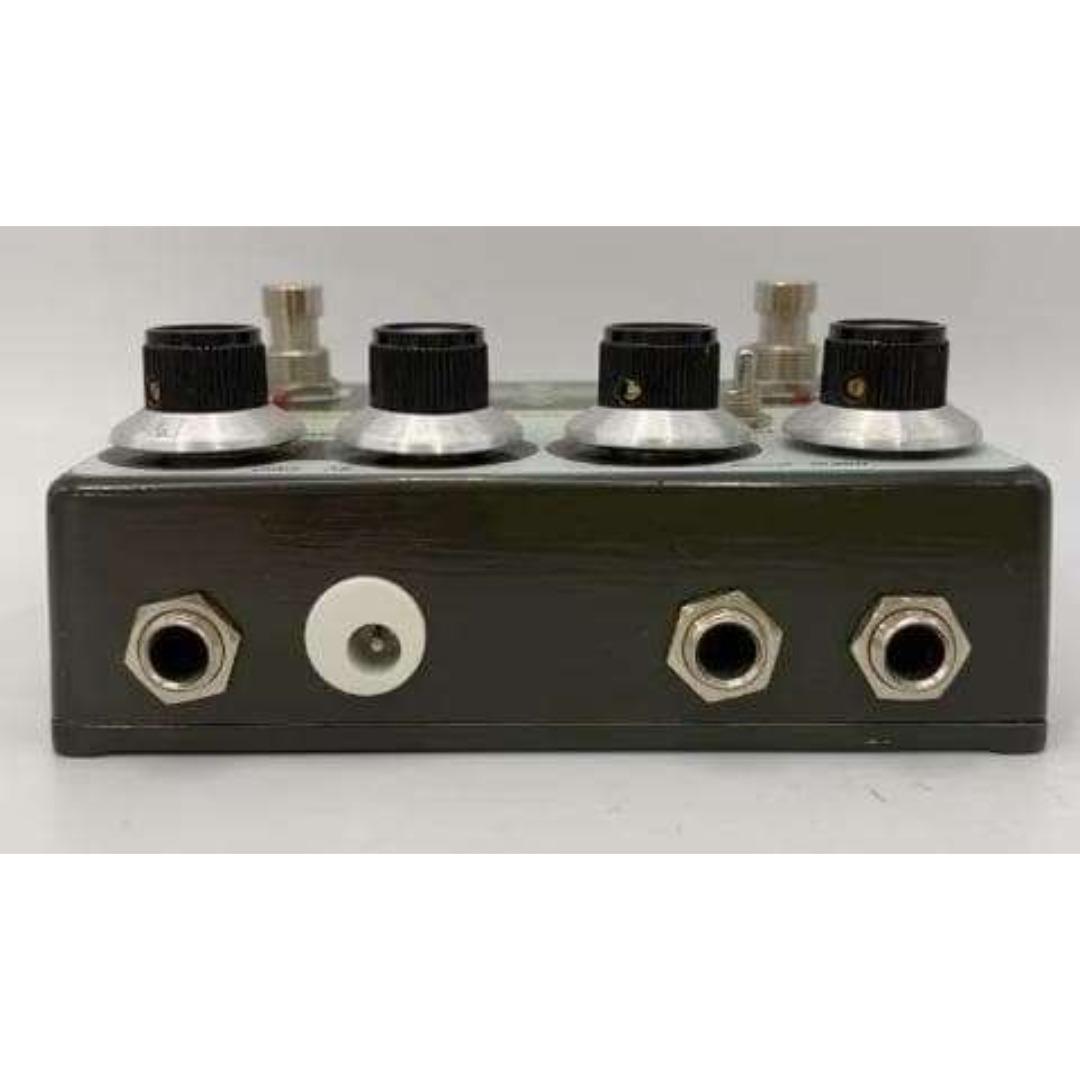 TRIUNGULO LAB CHORUS ENSEMBLE ギターエフェクター