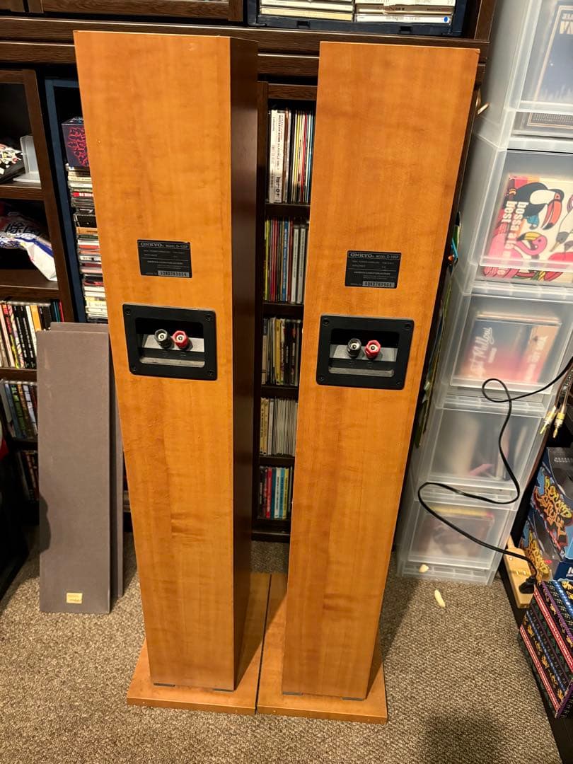 オンキョー　ONKYO　スピーカー　Ｄ-105F 木目