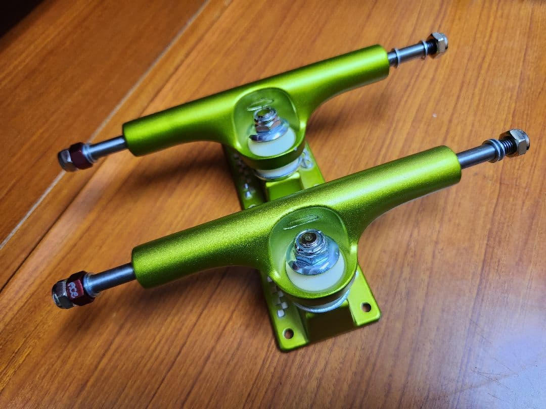 【新品未使用】ACE AF1 55 新品　スケートボード　トラック