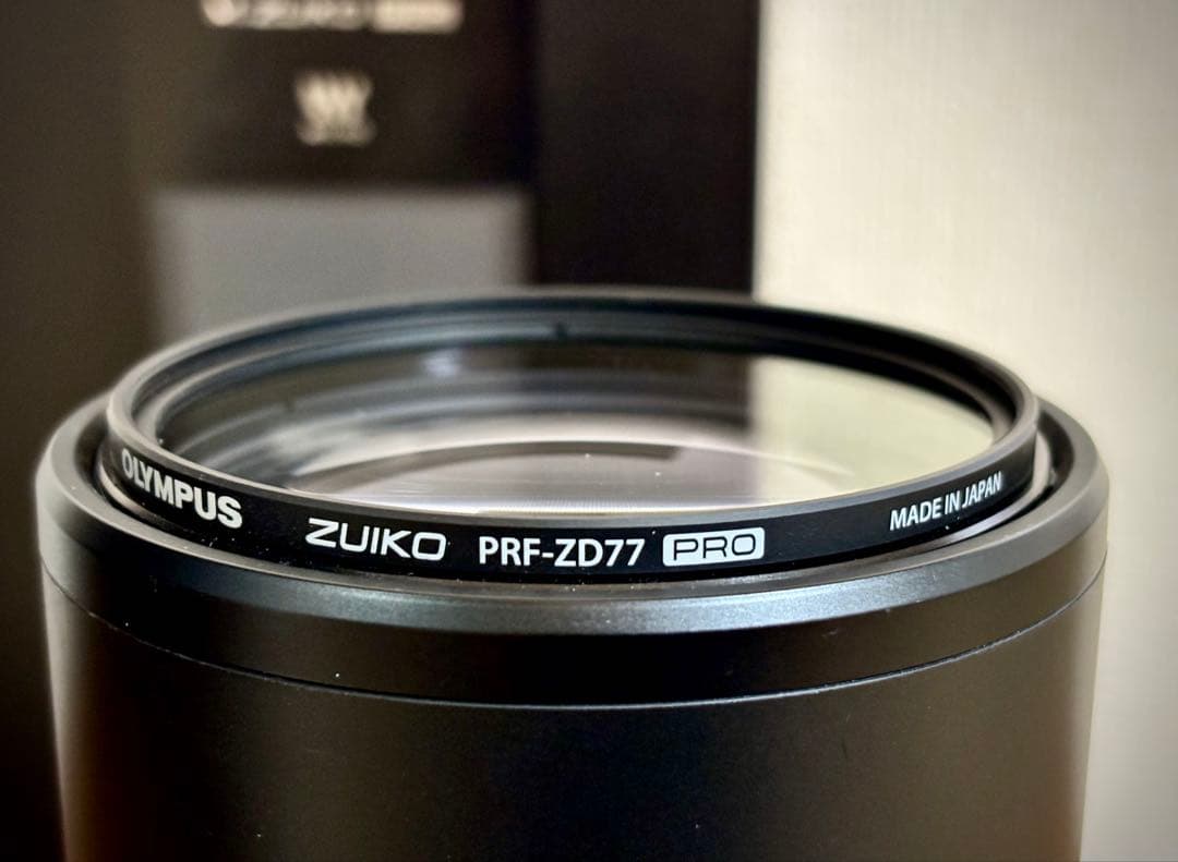 OLYMPUS M.ZUIKO ED 300 F4 IS PRO純正カバー付