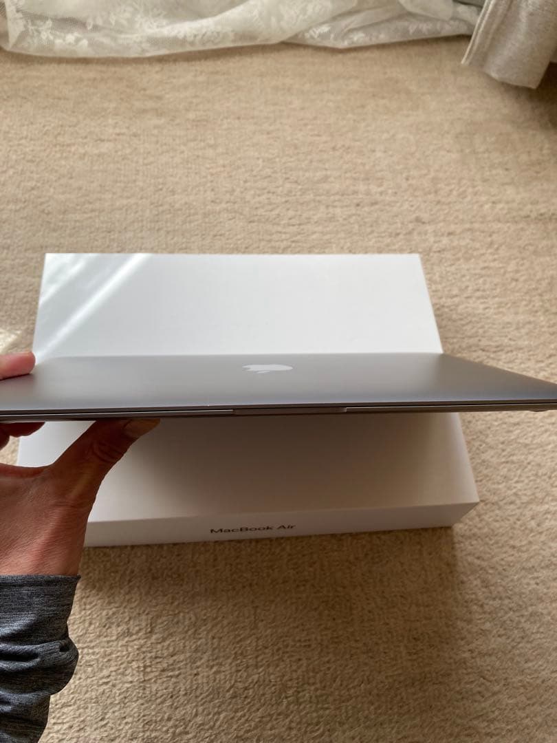 MacBook Air (Retina,13インチ,2018)/MRE82J/A