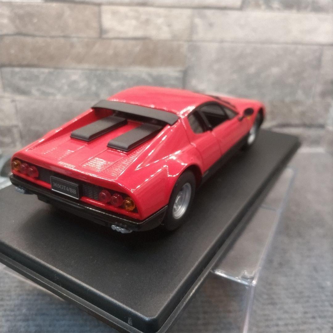 Ferrari 365 GT4 BB ミニカー 1/24 レッド