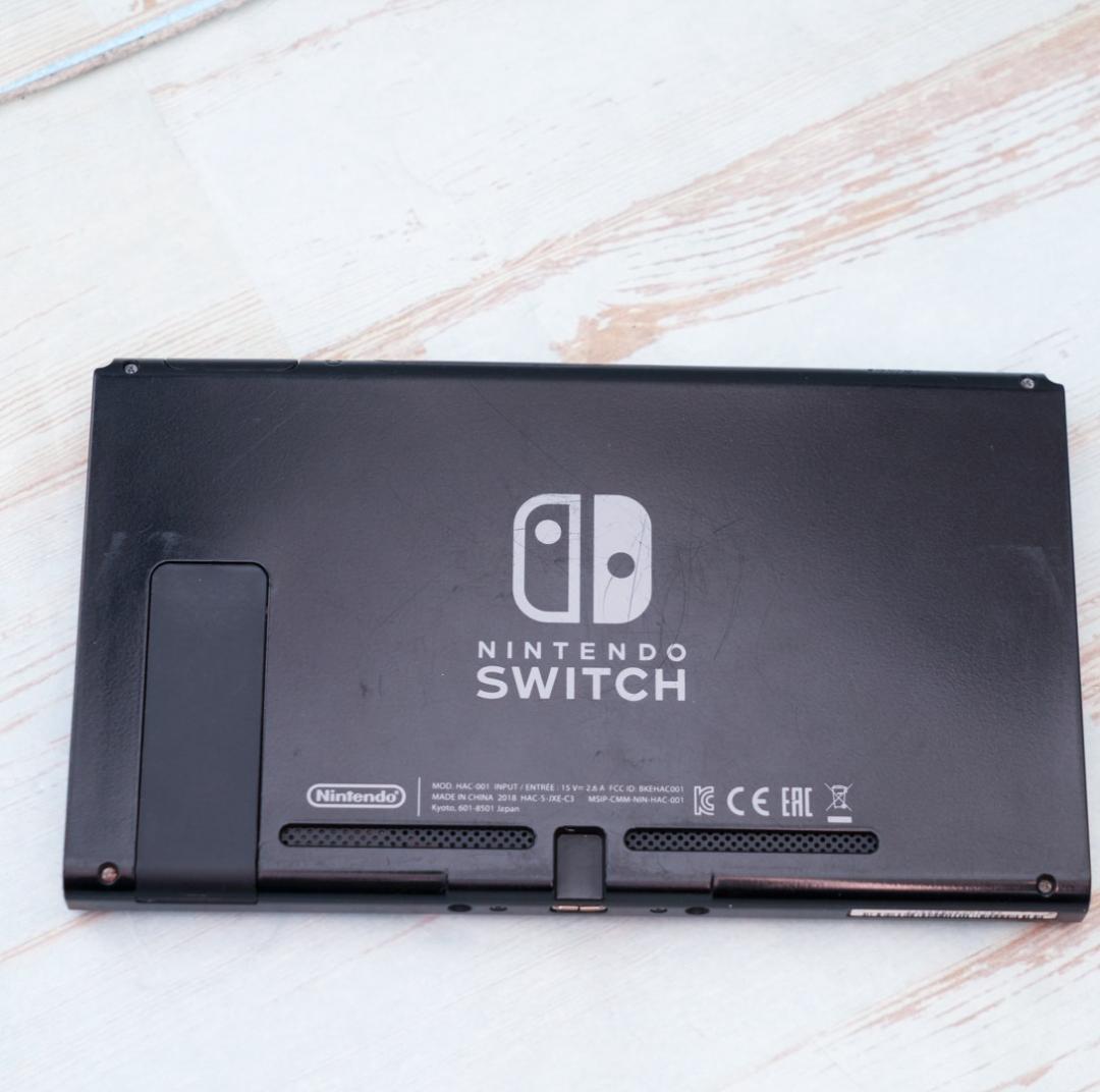 【良品】Nintendo Switch 本体のみ 2018年