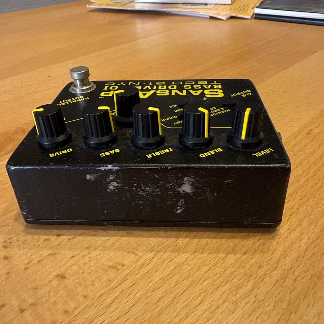 ベース TECH 21 NYC BASS D DI SANSAMP