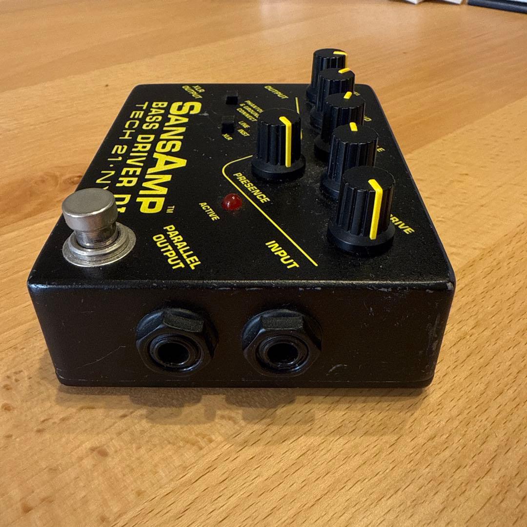 ベース TECH 21 NYC BASS D DI SANSAMP