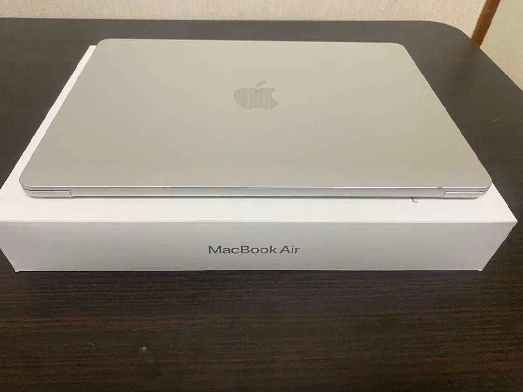 MacBook本体 Apple MacBook Air M3 16GB 512Gb SSD
