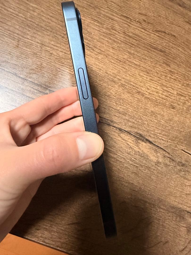 Apple iPhone13 128GB ディープブルー 本体