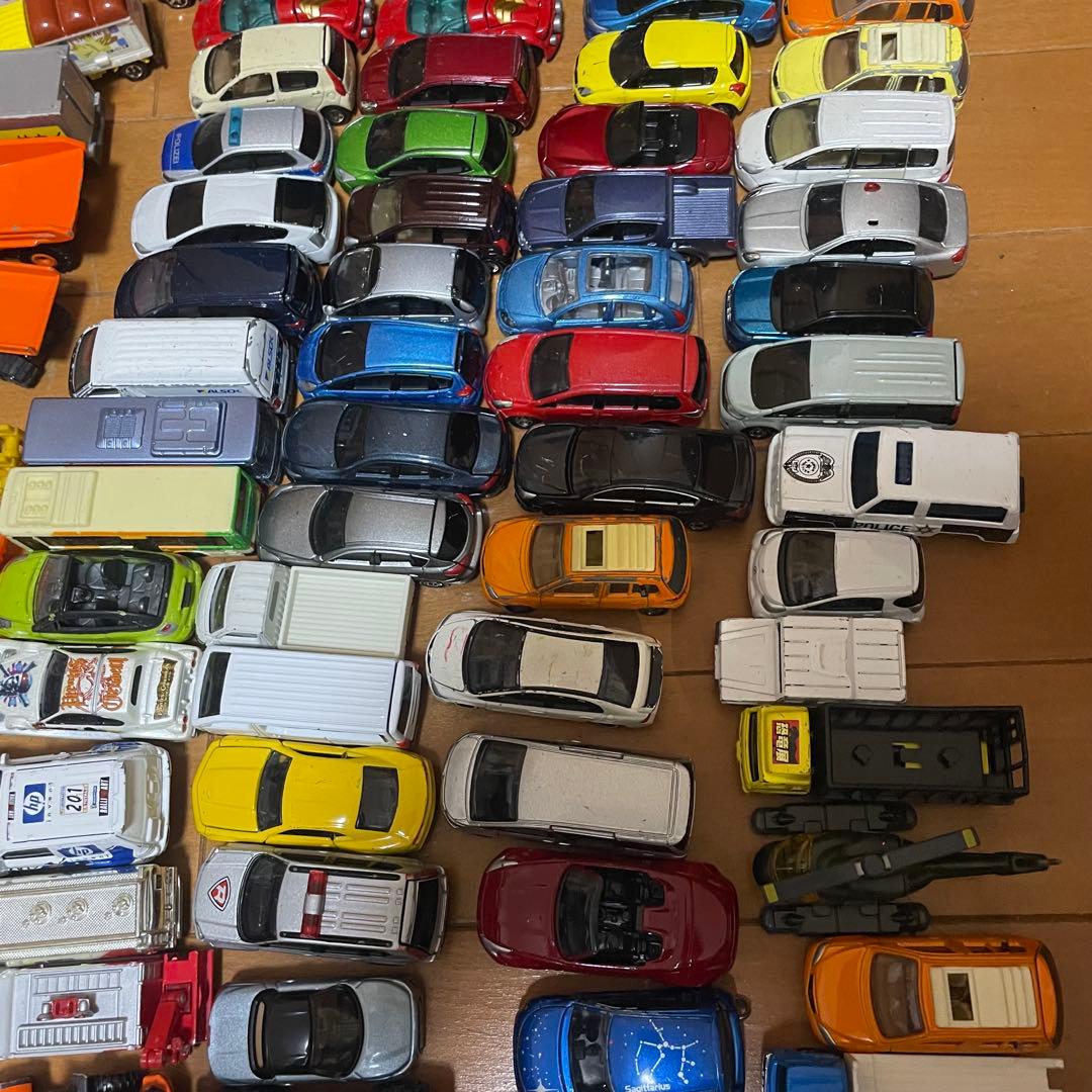 トミカ まとめ売り 200台以上